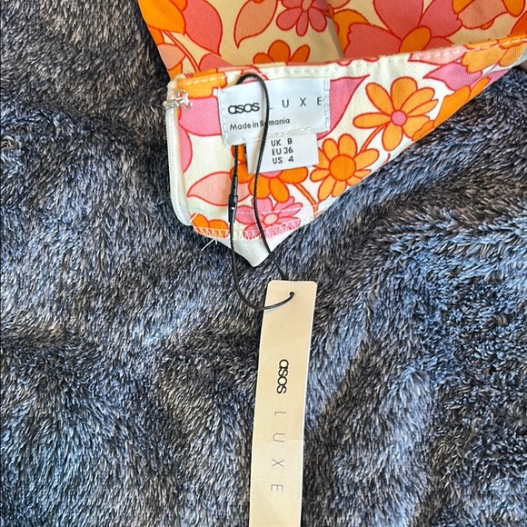 ASOS Orange and Pink Pleated Skater flare shorts - Picture 5 of 5